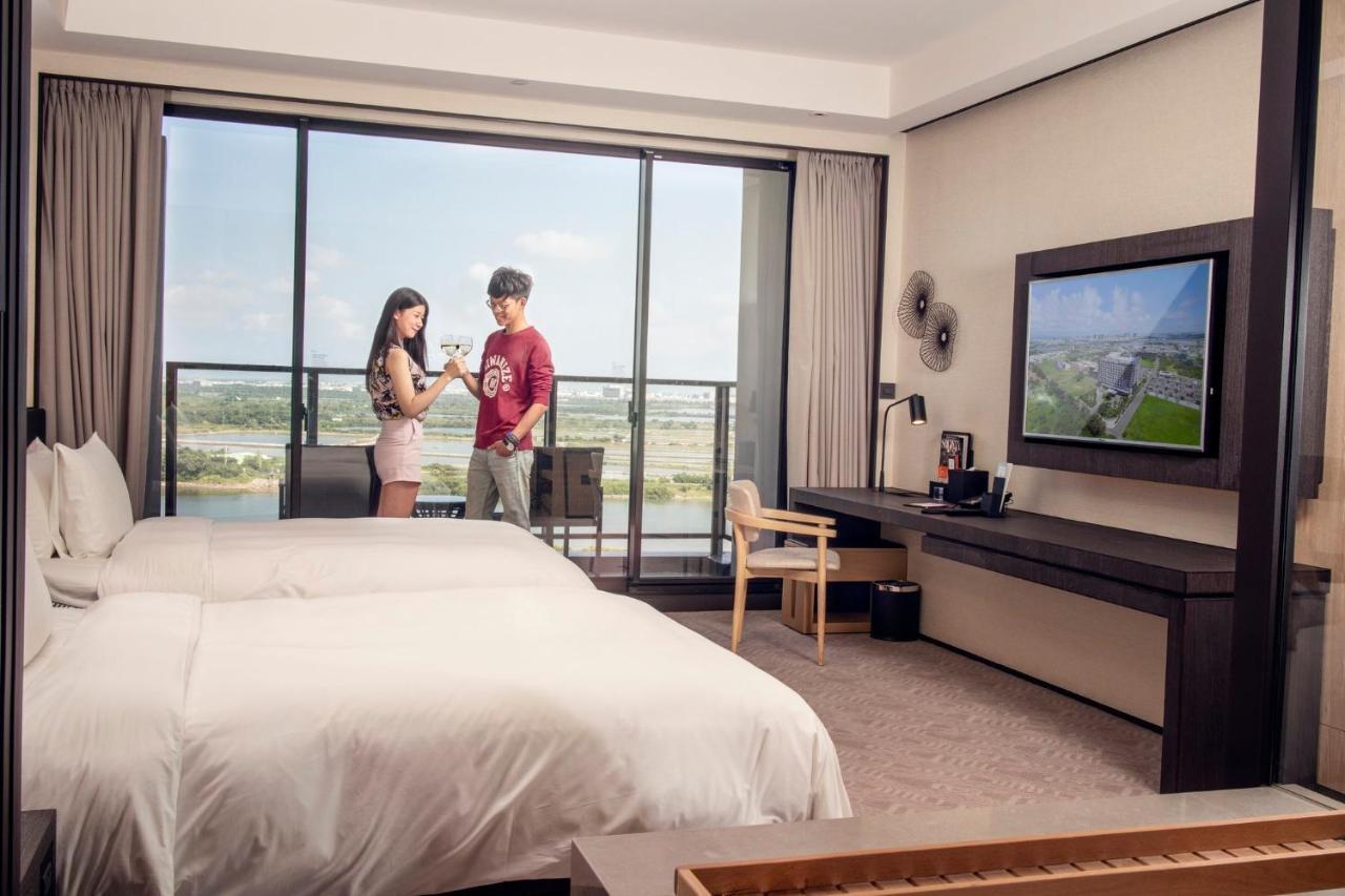 Crowne Plaza Tainan By Ihg Hotell Eksteriør bilde Deluxe Room