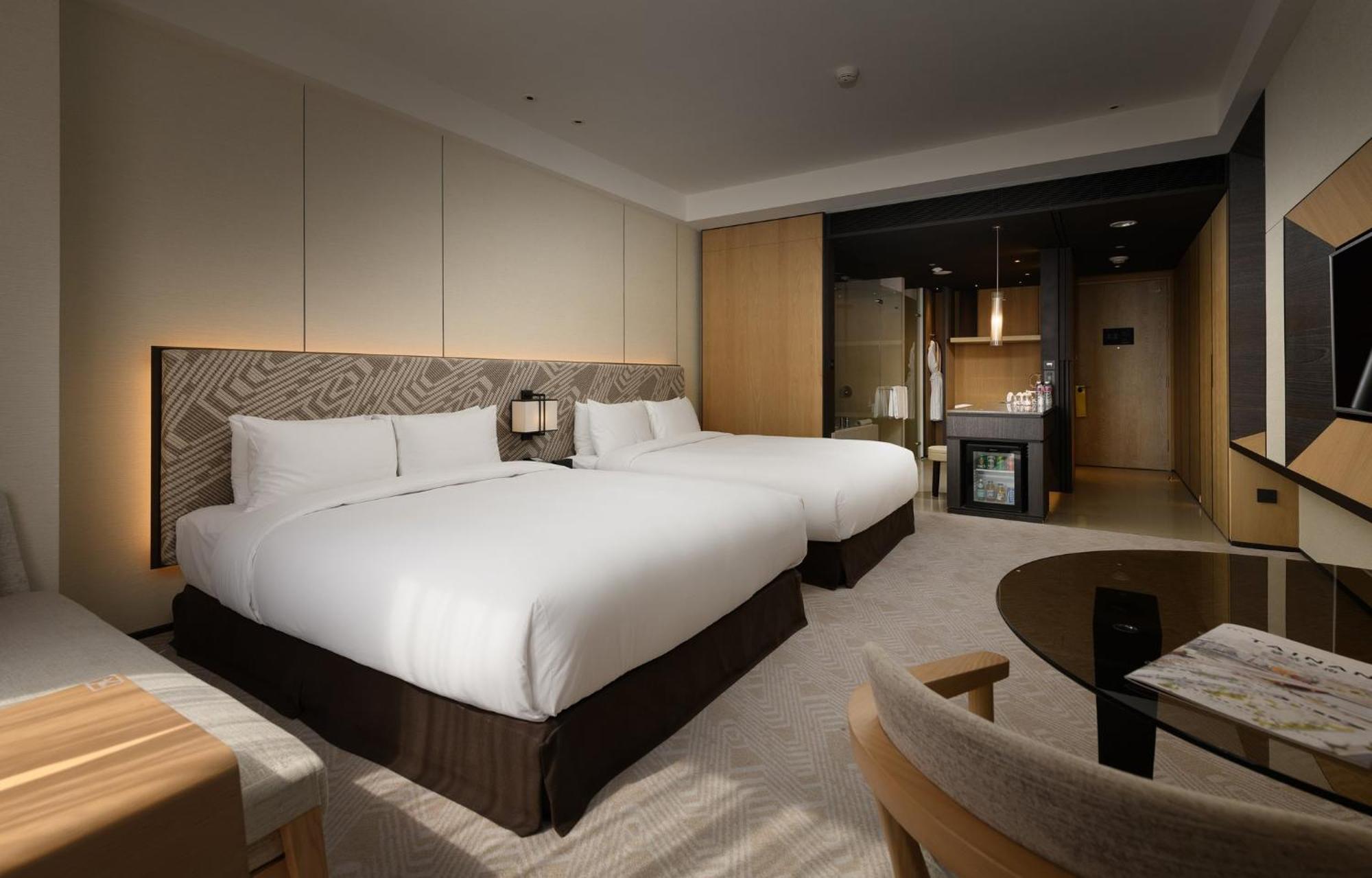 Crowne Plaza Tainan By Ihg Hotell Eksteriør bilde Deluxe Room